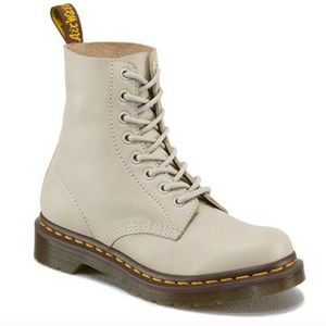 NWOT DR. MARTENS Soft Leather Pascal Boot